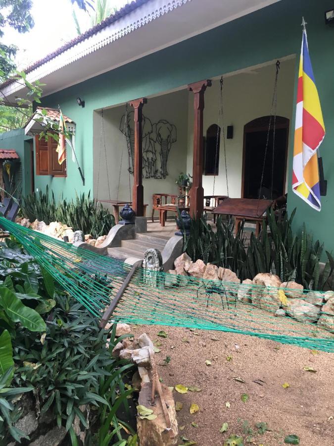 Owls Nest Hotel Udawalawe Exterior photo